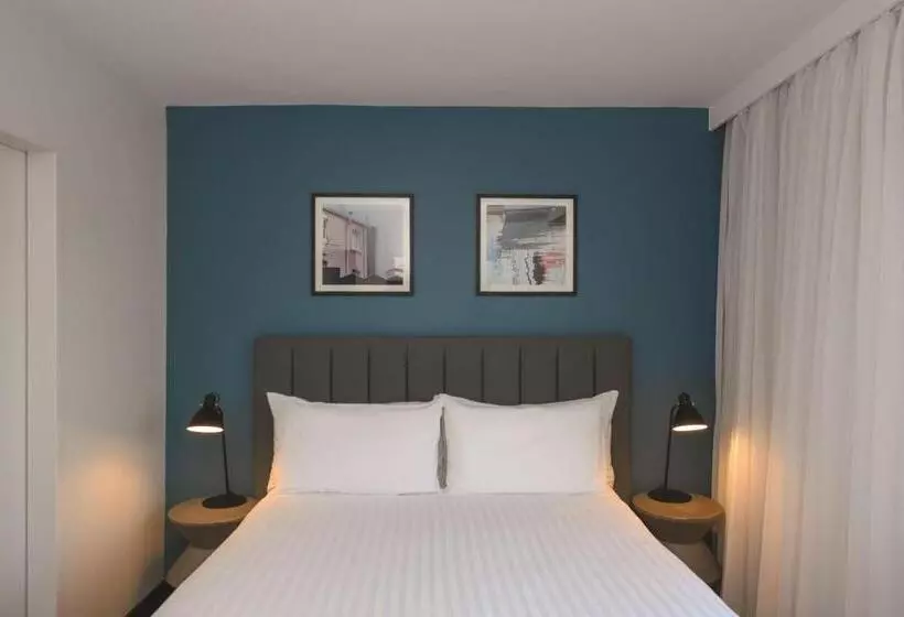 اتاق استاندارد, Travelodge Hotel Hobart