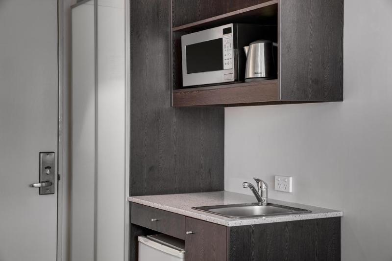 غرفة قياسية ثلاثية, Travelodge Hotel Hobart