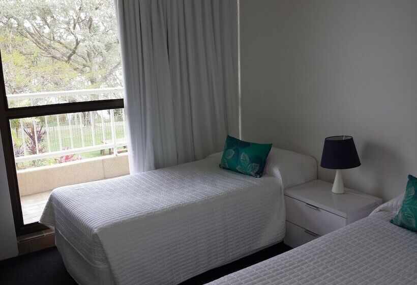 带2个卧室的高级公寓, Kirribilli Riverfront Apartments