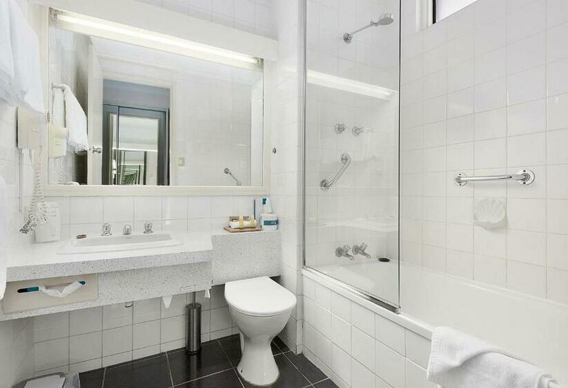 スイート, Beachfront Voyager Motor Inn