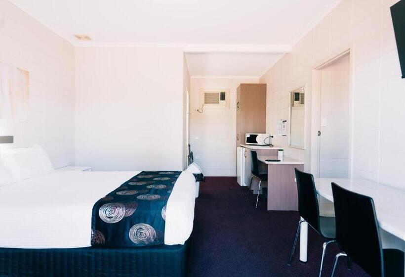 شقة غرفتين, Motel Poinsettia