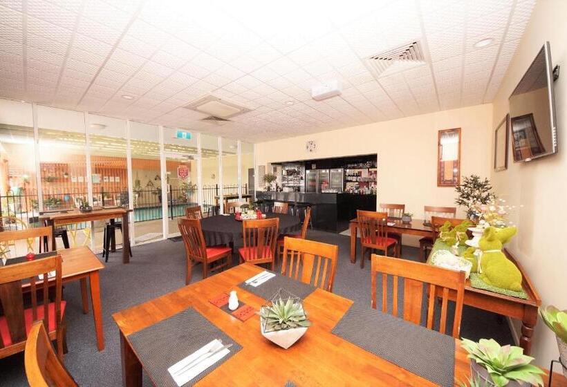 家庭间, Parkside Motel Ayr