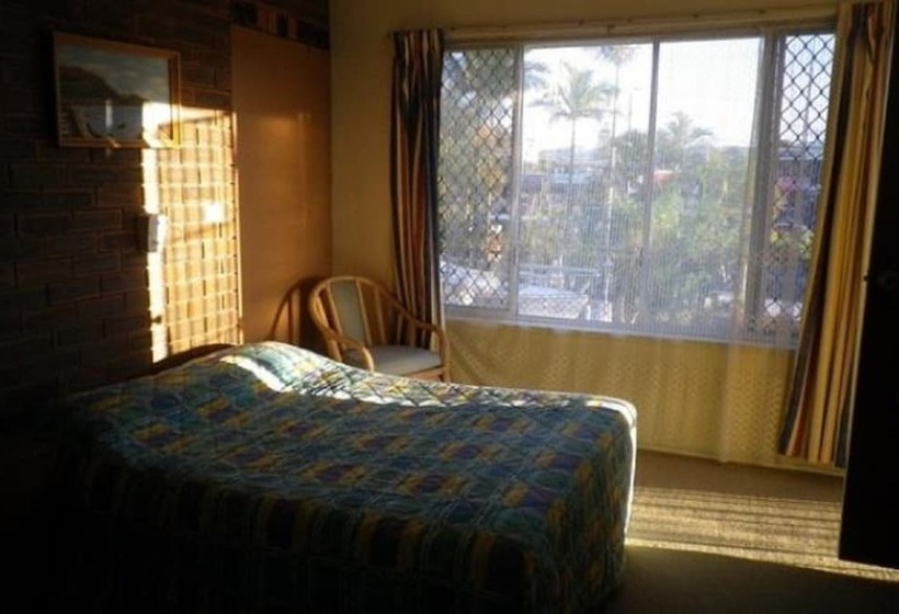 标准单人间, White Lanterns Motel