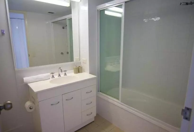 2 Bedrooms Apartment River View, Anacapri Holiday Resort Apartments