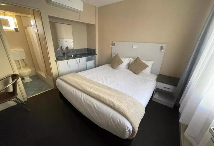 Standard-huone King-vuode, Astor Hotel Motel
