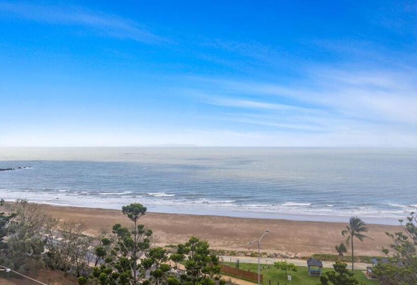 高级海景房, Bayview Tower