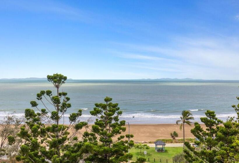 高级客房, Bayview Tower