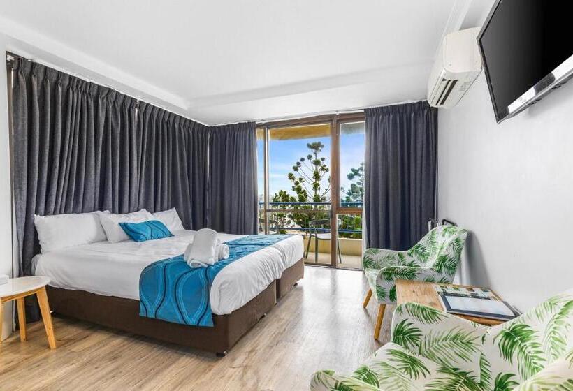 家庭间, Bayview Tower