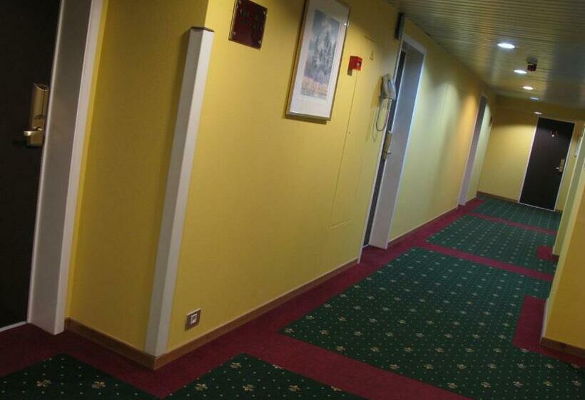 اتاق استاندارد, Bedford Hotel & Congress Centre Brussels