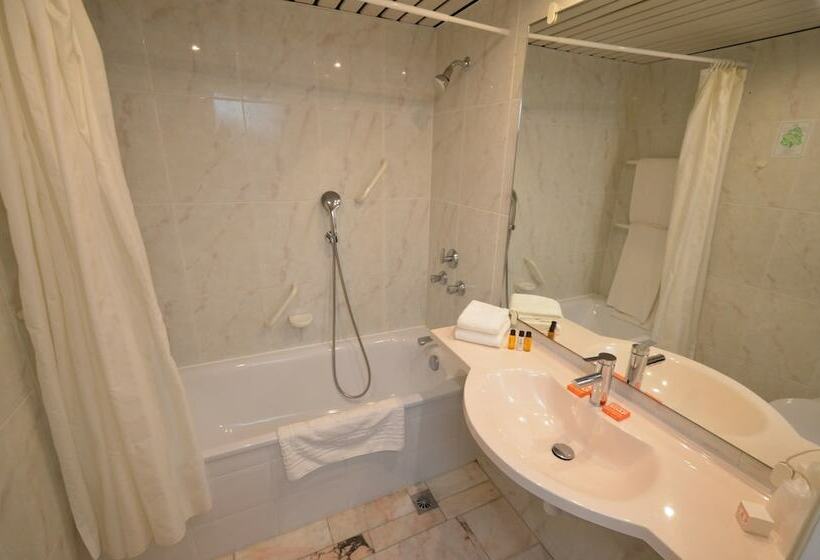 اتاق استاندارد, Bedford Hotel & Congress Centre Brussels