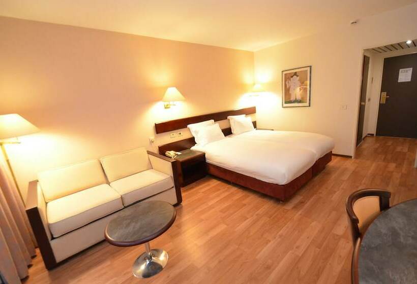 اتاق سوپریور سه تخته, Bedford Hotel & Congress Centre Brussels