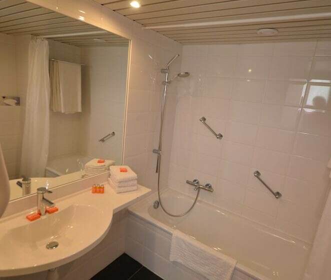 اتاق سوپریور سه تخته, Bedford Hotel & Congress Centre Brussels