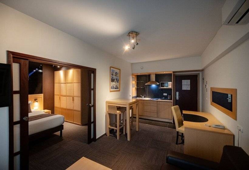 Апартаменты 1 Спальня, & Aparthotel Casteau Resort Mons Soignies
