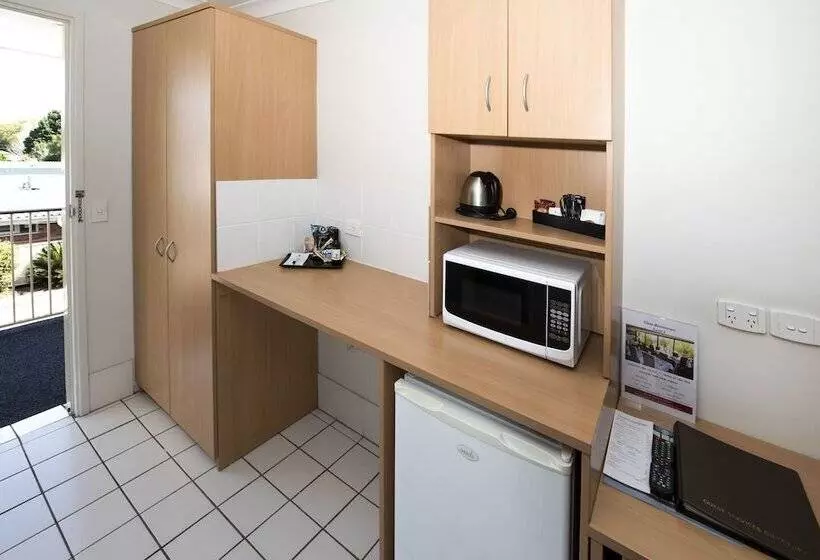 سوییت, Comfort Inn Grammar View