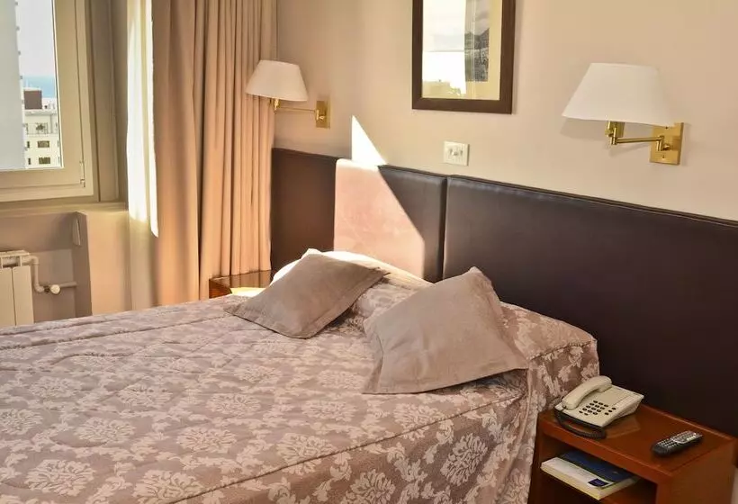 StandaardKamer, Comodoro
