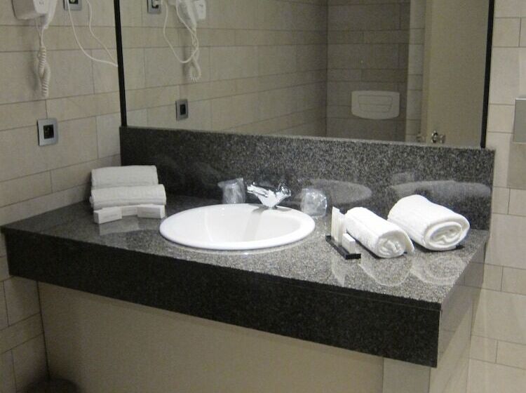 スーペリアールーム, De Keyser