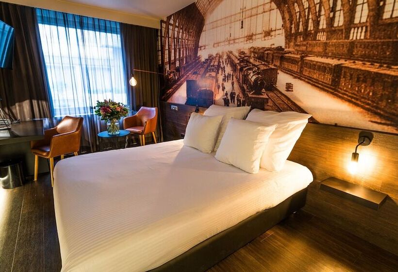 スーペリアールーム, De Keyser