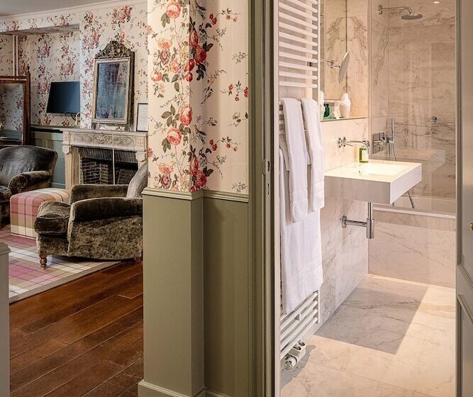 Romantic Room, De Orangerie By Cw Hotel Collection