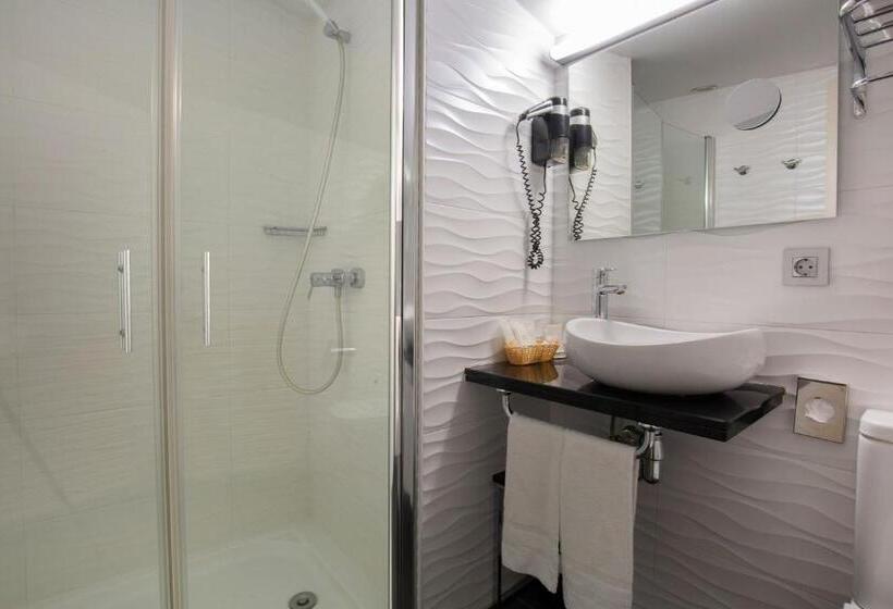 اتاق استاندارد یک نفره, Del Pui by Nexta