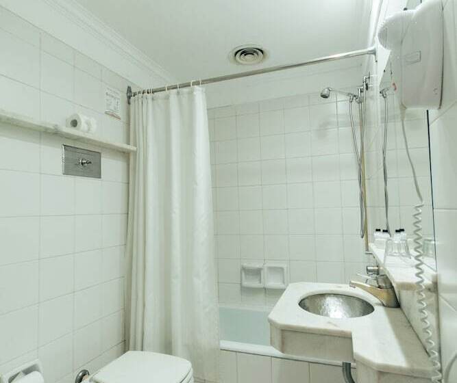اتاق استاندارد چهار تخته, Dorá Hotel Buenos Aires