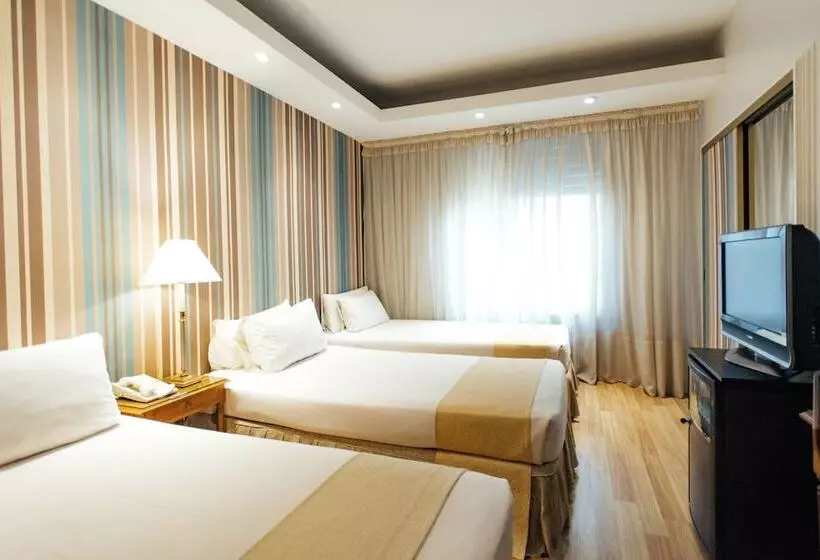 اتاق استاندارد چهار تخته, Dorá Hotel Buenos Aires