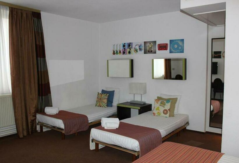 اتاق سوپریور چهار تخته, Floris Arlequin Grand Place