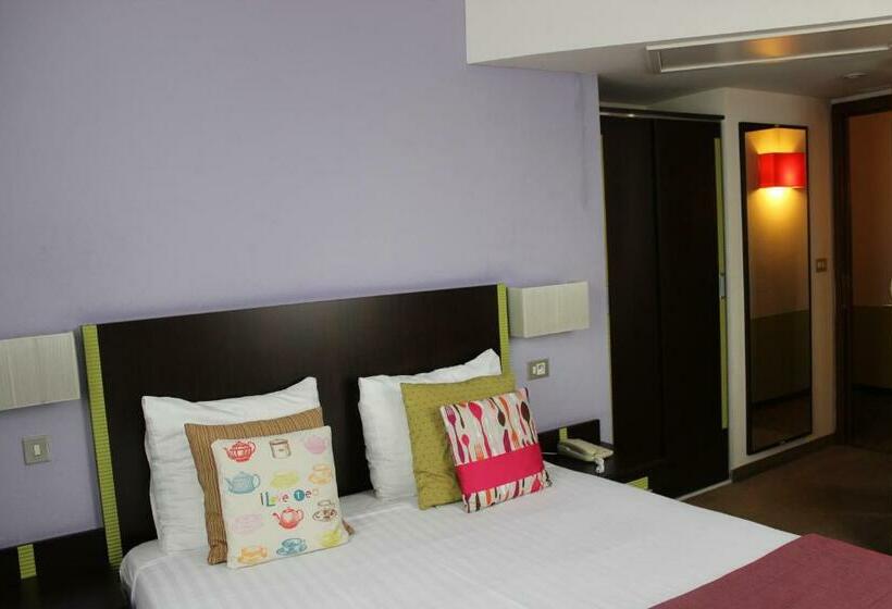 اتاق سوپریور با چشمانداز شهر, Floris Arlequin Grand Place