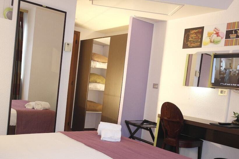 اتاق سوپریور سه تخته, Floris Arlequin Grand Place