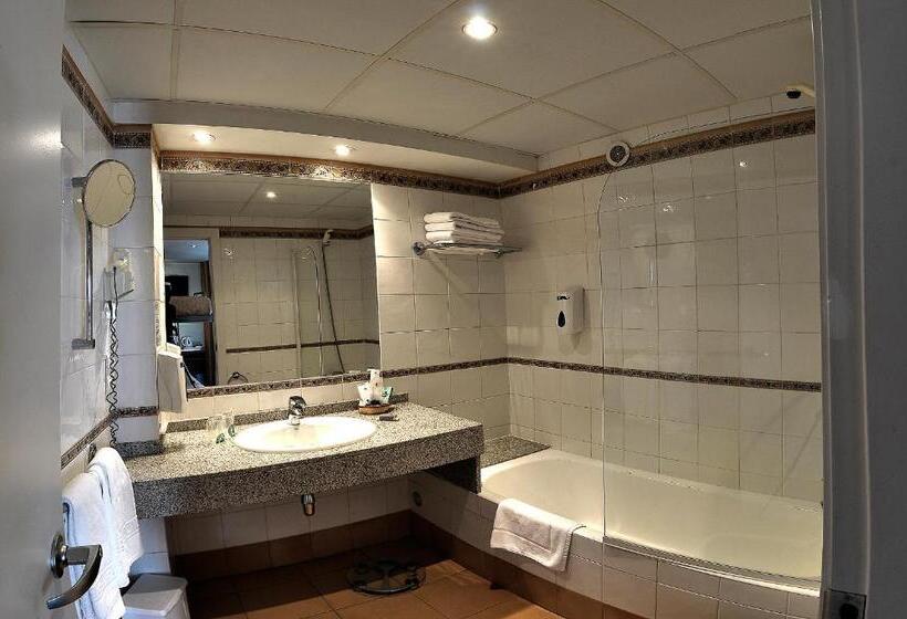 Economy Quadruple Room, Kandahar