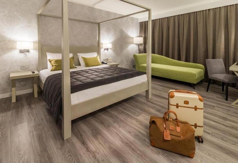 غرفة قياسية, Martin S Chateau Du Lac