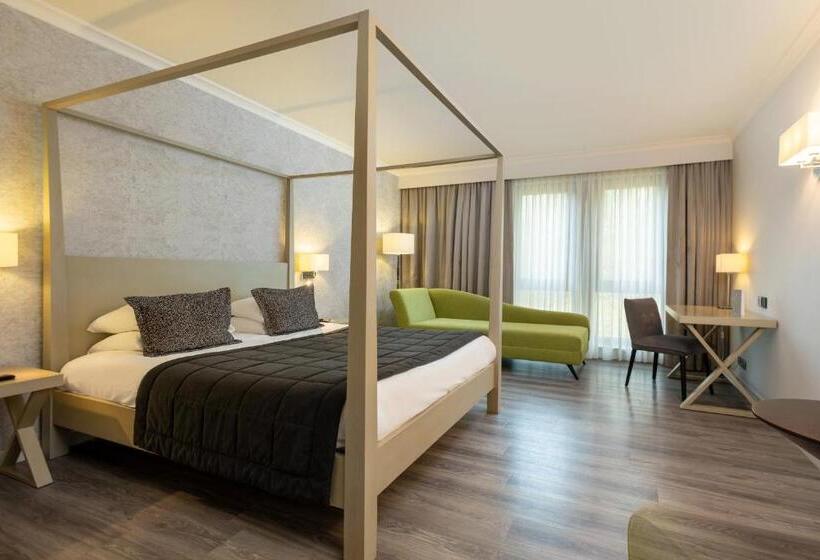 غرفة قياسية, Martin S Chateau Du Lac