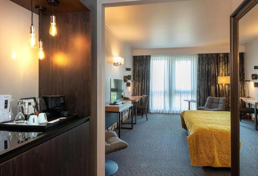 Номер Deluxe, Martin S Chateau Du Lac