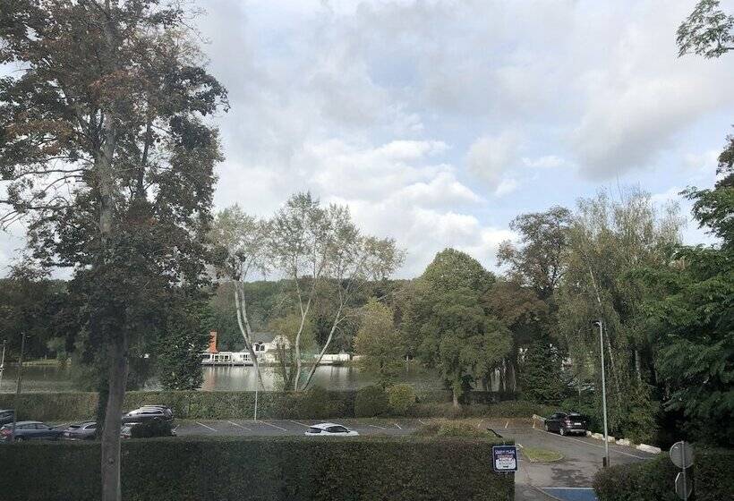Номер Стандарт, Martin S Chateau Du Lac