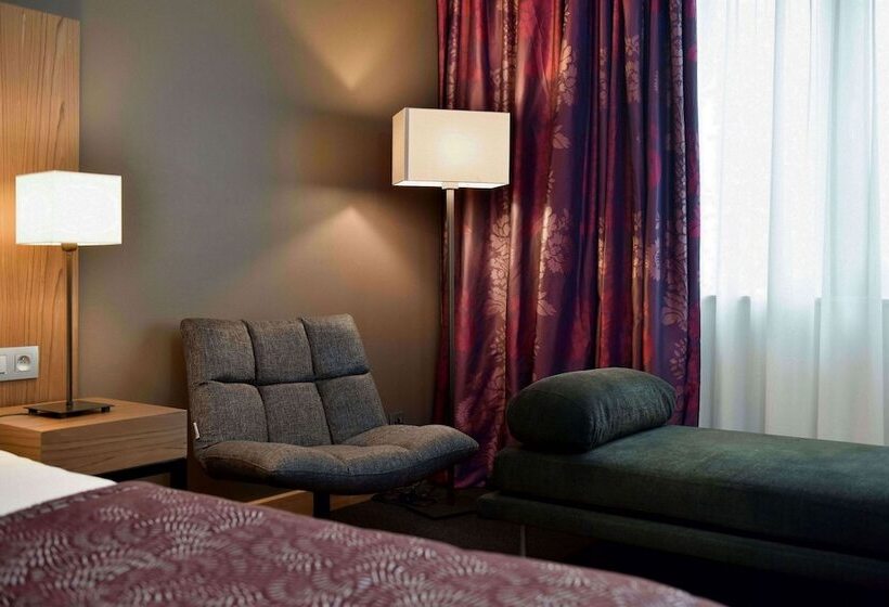 غرفة قياسية, Martin S Chateau Du Lac