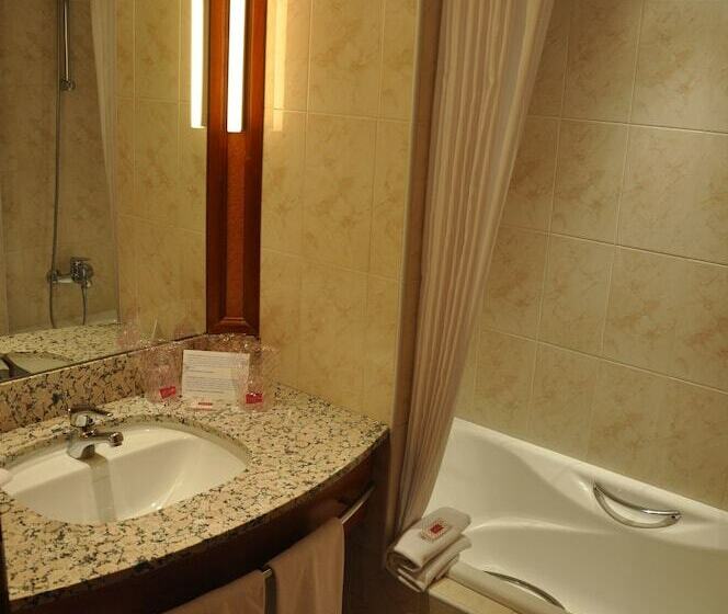 高级大房间, Mercure Andorra