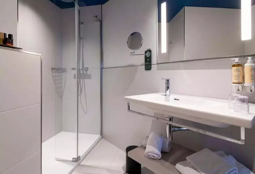 اتاق اجرایی با تخت بزرگ, Mercure Antwerp City Centre