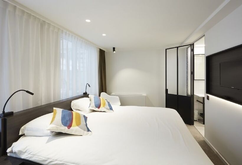 舒适型房间, Nelson