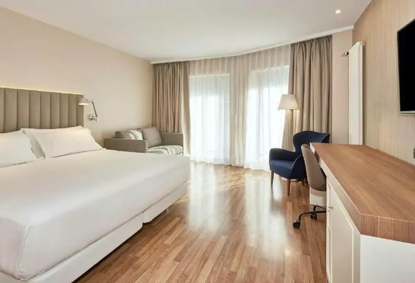 景色の見えるスーペリアルーム, NH Andorra La Vella