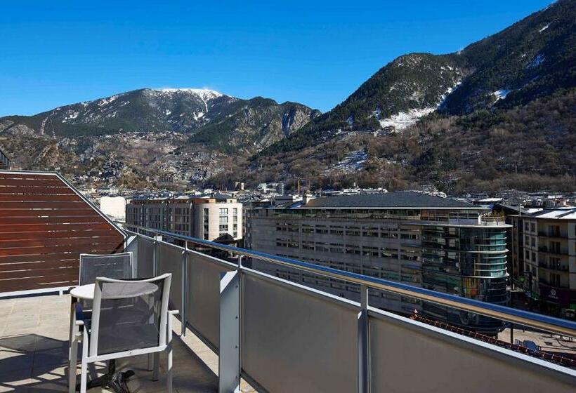 带观景的高级间, NH Andorra La Vella
