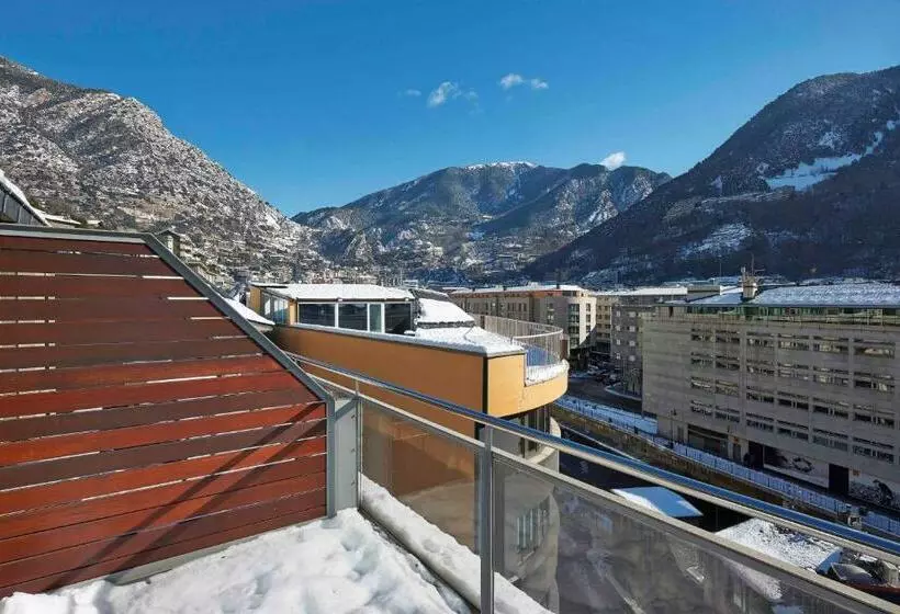 景色の見えるスーペリアルーム, NH Andorra La Vella