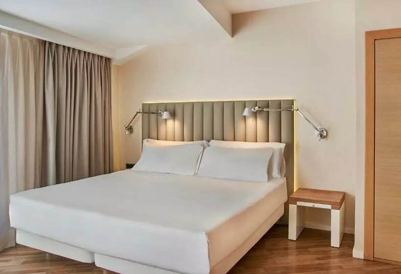 景色の見えるスーペリアルーム, NH Andorra La Vella