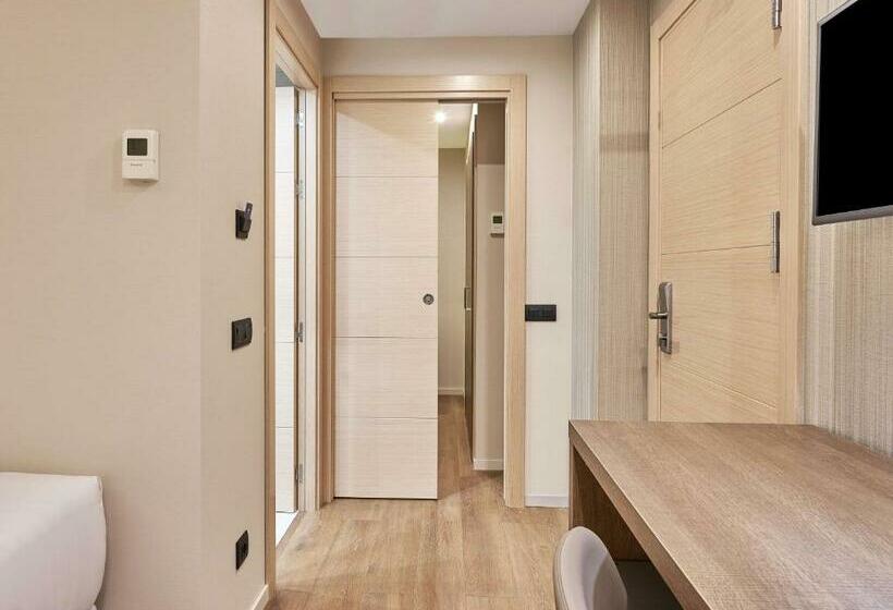 חדר משפחתי, NH Andorra La Vella