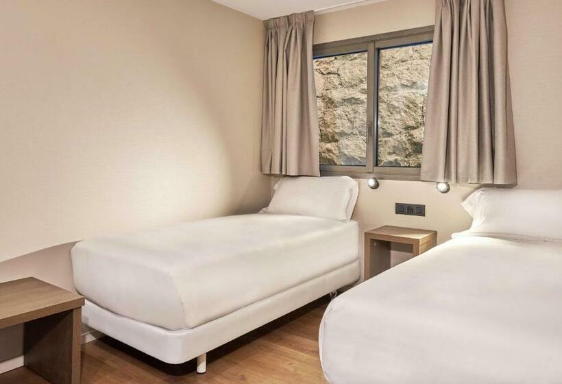 家庭间, NH Andorra La Vella