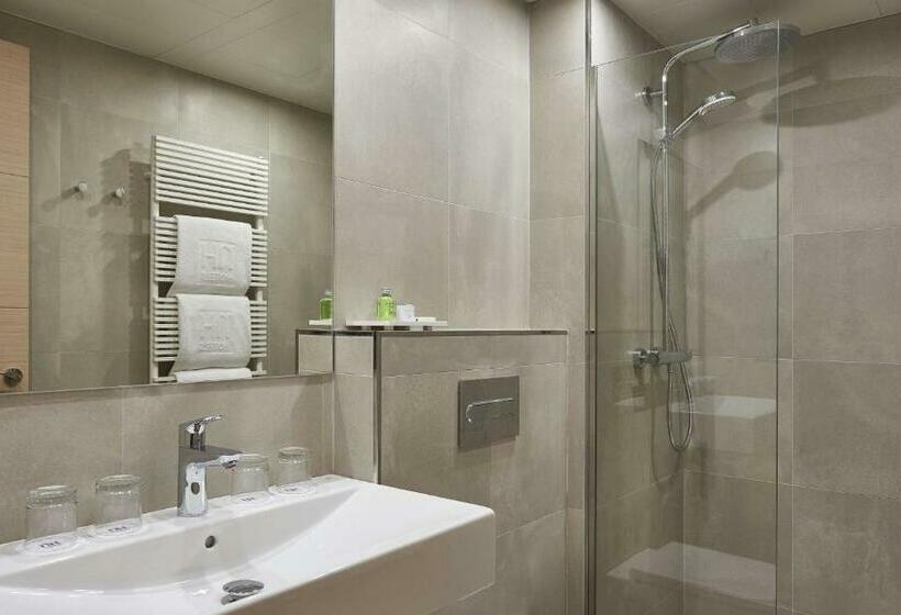 חדר משפחתי, NH Andorra La Vella