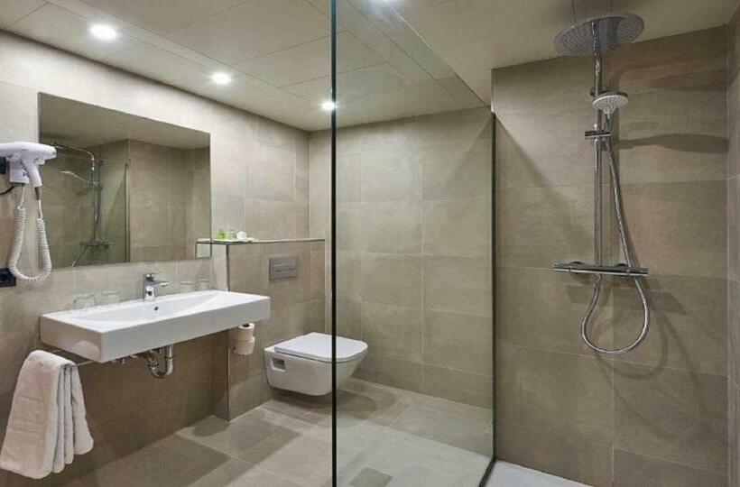 חדר משפחתי, NH Andorra La Vella