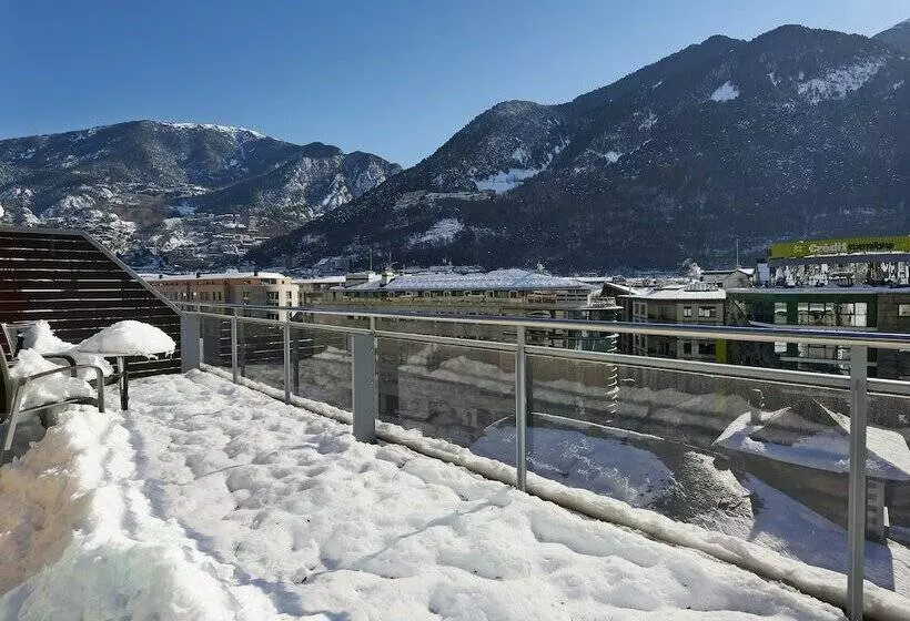 景色の見えるスーペリアルーム, NH Andorra La Vella