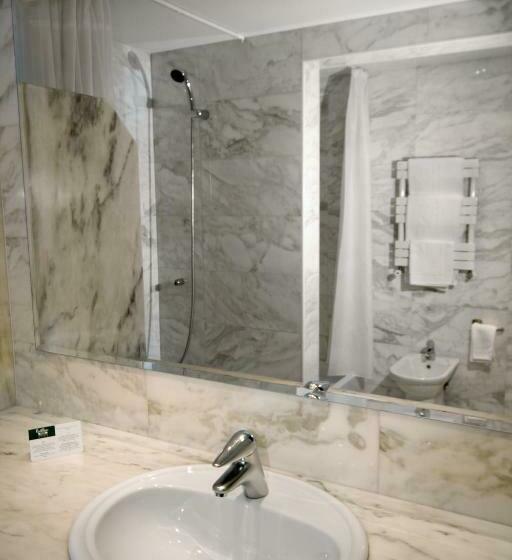 Номер Стандарт Трехместный, Rutllan & Spa