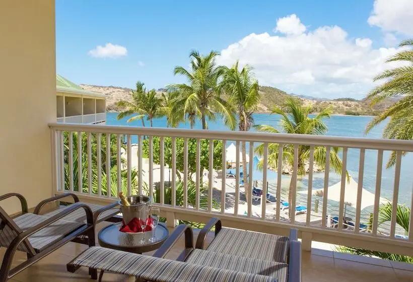 سوئیت رویال, St. James S Club Resort All Inclusive
