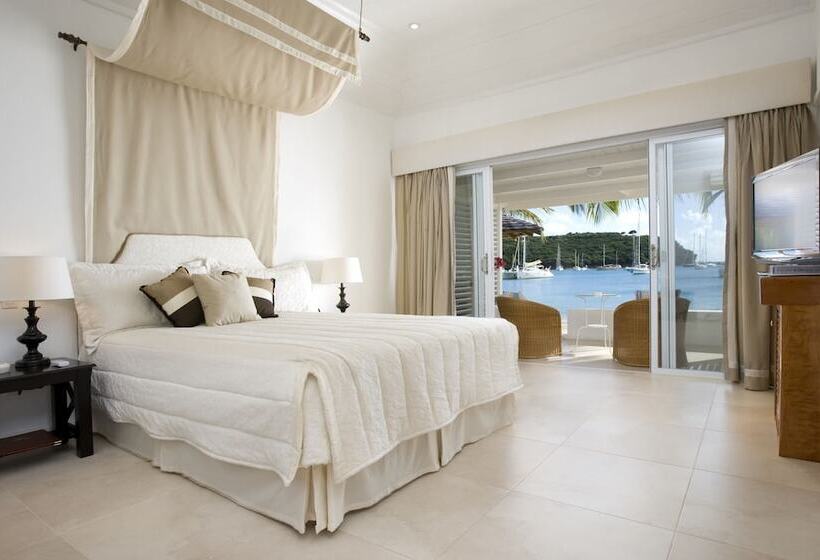 Хижина, The Inn At English Harbour