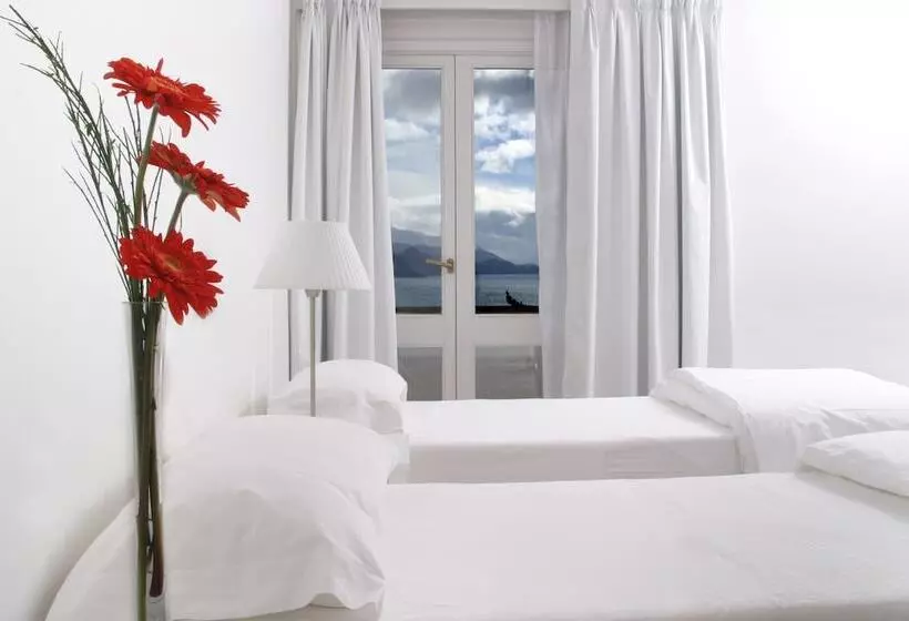 Superior room with lake view, Tunquelen